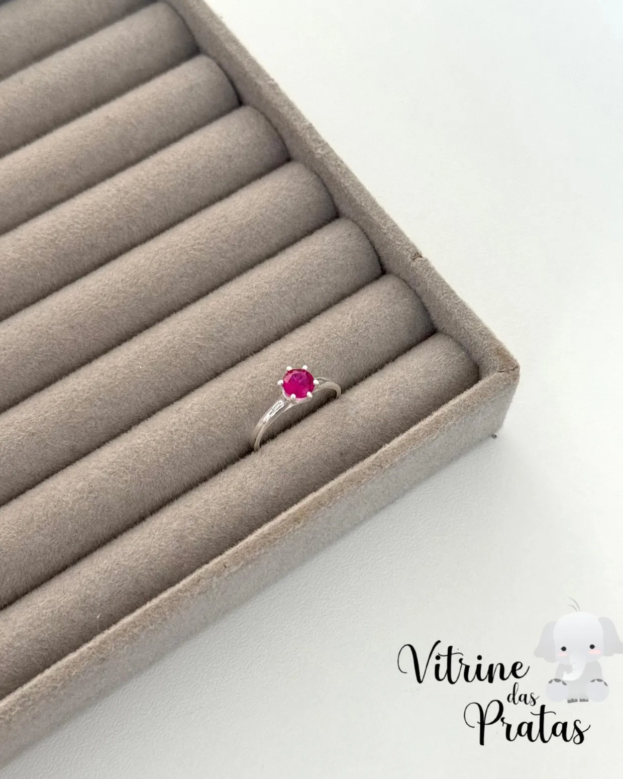 Anel Solitário Rubi