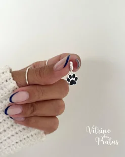 Berloque Pata Resina