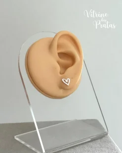 Brinco Coração Estilizado Vazado