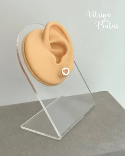 Brinco Redondo com Coração Vazado