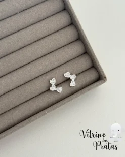 Brinco Três Corações Cravejado