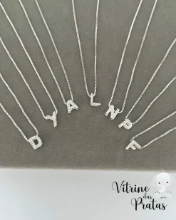 Colar Letra Cravejada