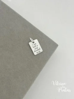 Colar Plaquinha Quadrada Personalizada (LEIA A DESCRIÇÃO)