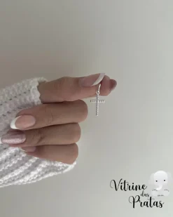 Pingente Cruz Cravejada Pequena